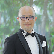 久納 英明